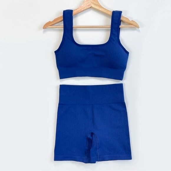 Two Piece Seamless Ribbed Work Out Set - Picture 1 of 9